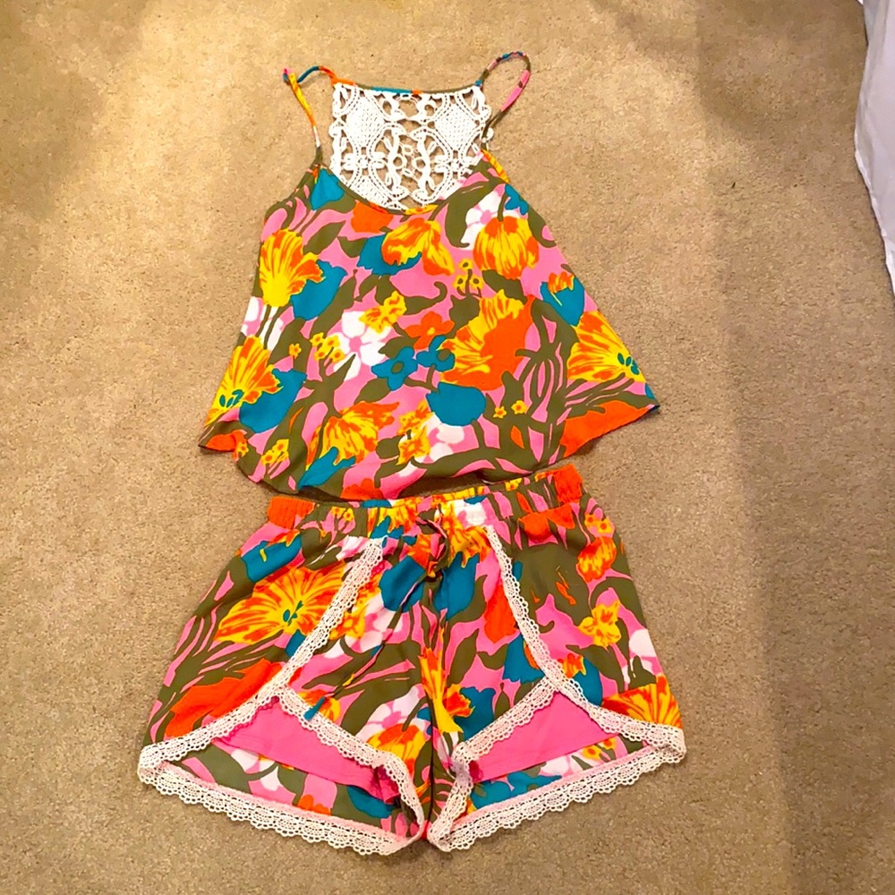 NOT FOR SALE JUDITH MARCH, tank/short floral set, shorts Large and tank Small